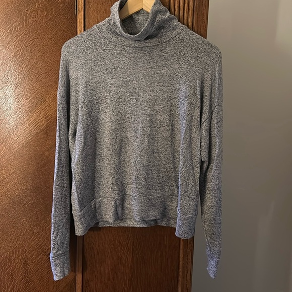 Aritzia | Community Allora Turtleneck Sweater - Picture 4 of 5